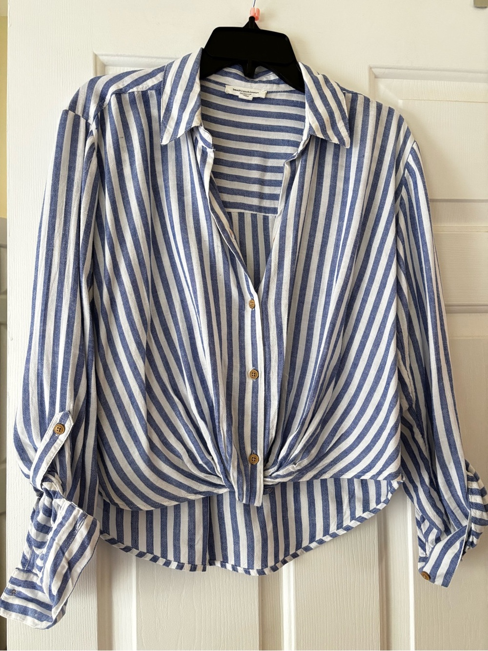 beachlunchlounge Blue and White Striped Top Women's Blue Vivica Stripe Twist Hem